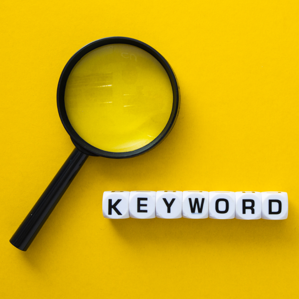 lente d'ingrandimento vicino alla parola keyword